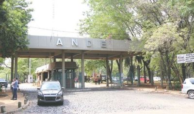 SITRANDE insiste en destitución del presidente de la ANDE
