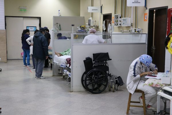 Clínicas: Aumentan pacientes respiratorios en el Servicio de Urgencias de Adultos » Ñanduti