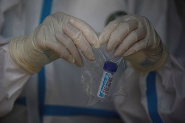 Anestesióloga pide a Salud sincerarse sobre la falta de tests para Covid-19