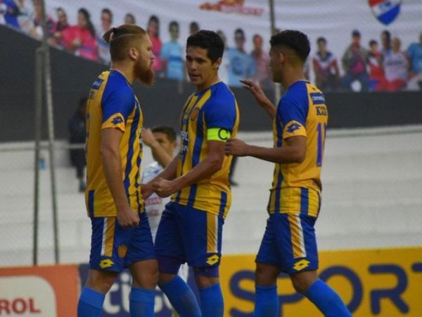 Luqueño rescata los tres puntos de La Visera