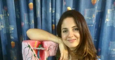 Joven pediatra descubrió en la escultura médica su vena para el arte moderno