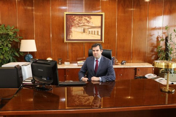 Presidente del BCP señala que topes a tarjetas es distorsivo