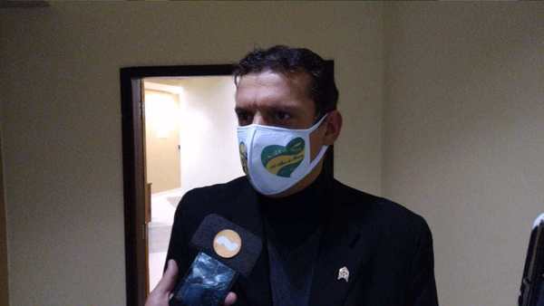 Diputado oficialista: “Denuncia contra Friedmann es algo muy grave” - ADN Paraguayo