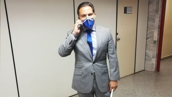Suspenden audiencia de imposición de medidas a integrantes del Clan Ferreira, por recusación a juez - ADN Paraguayo