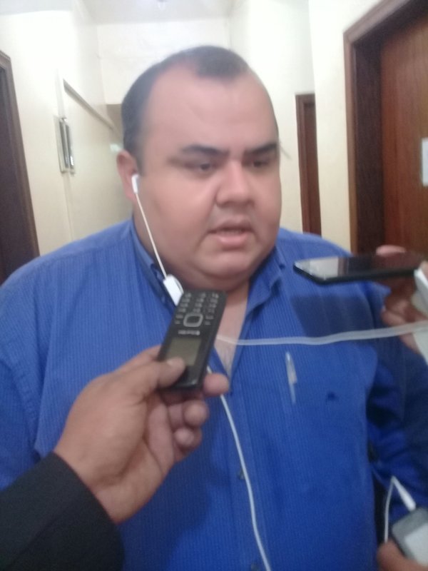 Meza logra mantener vivo a la oposición en la Junta Municipal - Campo 9 Noticias