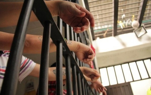 Alertan que 12.000 personas con prisión preventiva quedarían libres - ADN Paraguayo