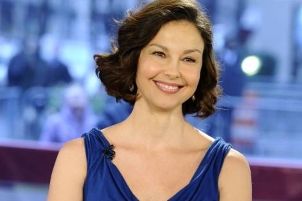 HOY / Ashley Judd podrá seguir con su demanda a Harvey Weinstein por acoso sexual