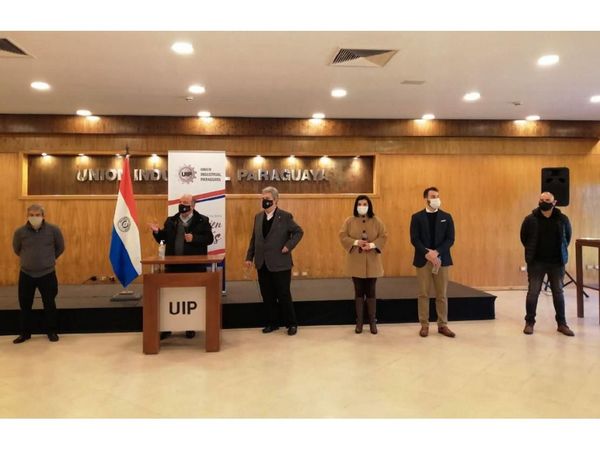 Industriales y productores pactan contra el contrabando