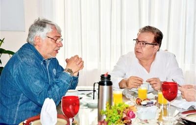 Bendita la familia del exobispo - Nacionales - ABC Color