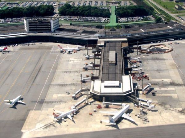Covid-19: Brasil flexibiliza entrada de extranjeros por vía aérea 