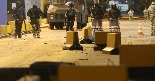 Más de 50 personas aprehendidas tras manifestación en Ciudad del Este