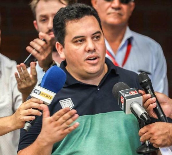 González retoma el mando en Paranaense