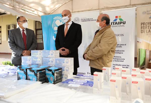 Itaipú entrega equipos de protección personal para USF de Concepción y San Pedro