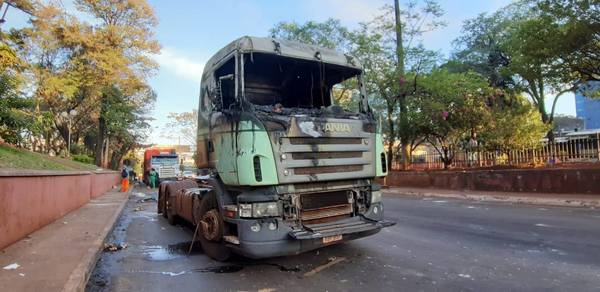 Gremio repudia violencia contra camioneros durante protesta y exigen resarcimiento económico - ADN Paraguayo