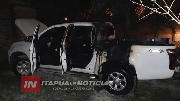 CAMIONETA DEL MAG ARDE EN LLAMAS EN CORONEL BOGADO