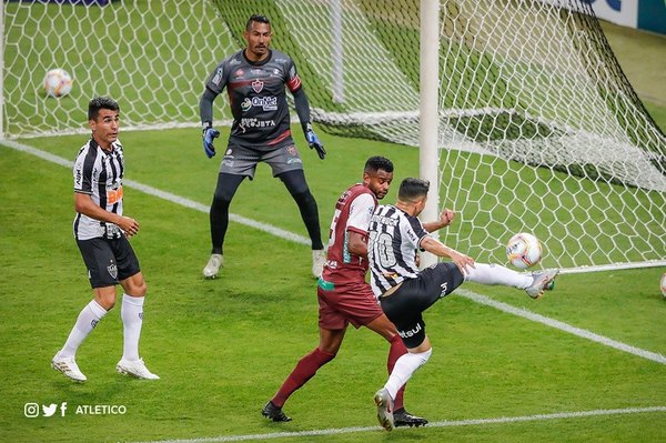 Con Junior Alonso, Atlético golea y clasifica a 'semis' del Campeonato Mineiro