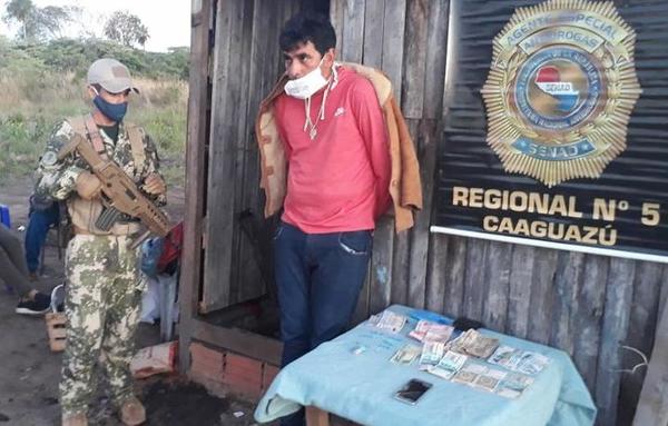 Detienen a presunto microtraficante de drogas en Coronel Oviedo