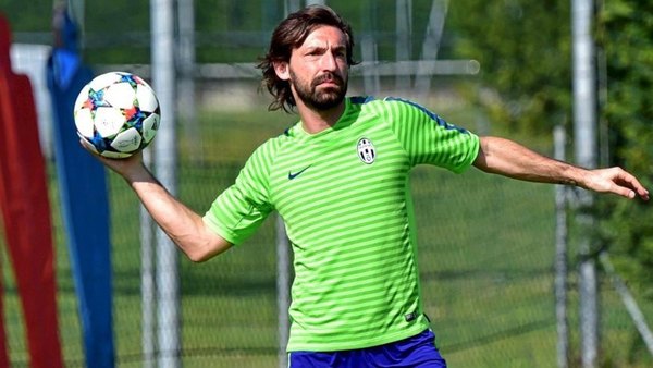 Andrea Pirlo inicia su carrera de entrenador
