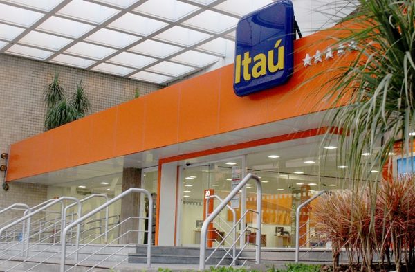 “El mercado de valores puede pegar un salto con el ingreso de Itaú”