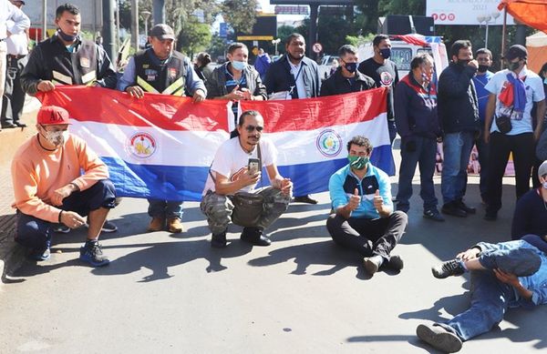 Gobierno flexibiliza medidas sanitarias en el  este del país  ante manifestaciones - Nacionales - ABC Color