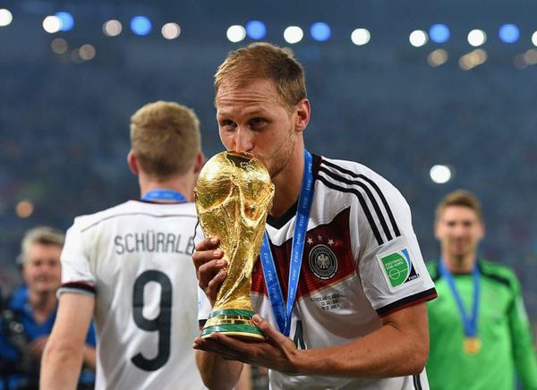 Höwedes anuncia su retirada - Fútbol - ABC Color