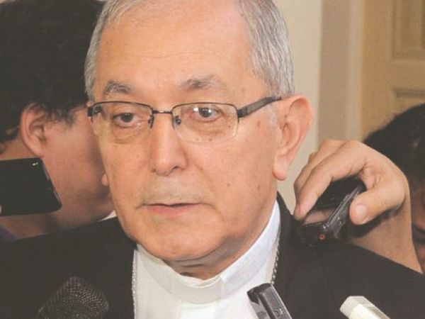 Arzobispo declara hoy en juicio contra pa'i
