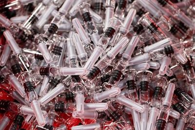 EEUU pagará USD$ 2.100 millones a Sanofi y GSK para desarrollar la vacuna del coronavirus - Mundo - ABC Color