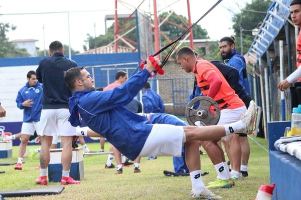 Desde la APF informan posibles casos positivos en el '12'