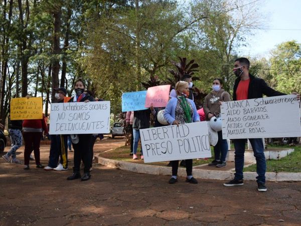 Ciudadanos exigen libertad de activistas sociales detenidos en Alto Paraná
