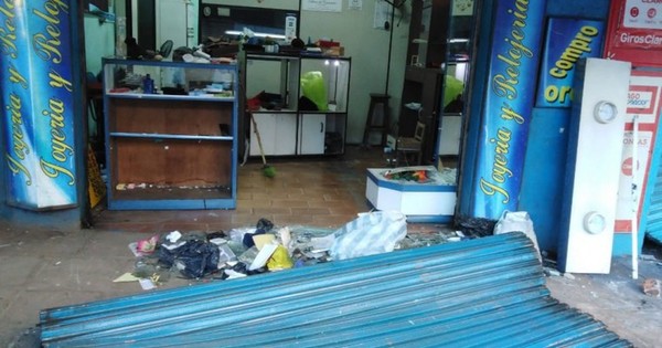 Robo por G. 500 millones: ladrones vendieron joyas en la calle y por las redes