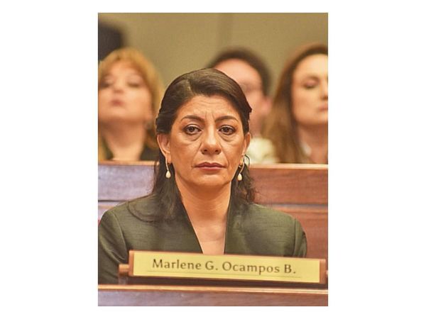 Diputada Ocampos retorna al cartismo
