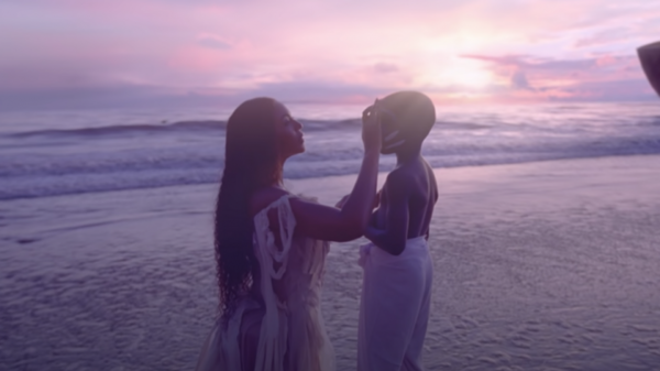 HOY / Beyoncé convence a la crítica con "Black is King"