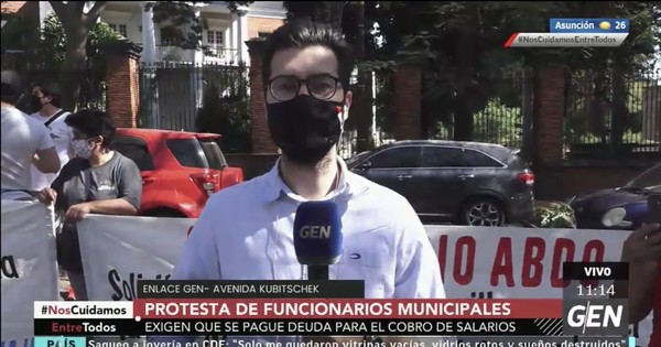 Manifestación de funcionarios de la Municipalidad: Estado adeuda 55 millones de dólares
