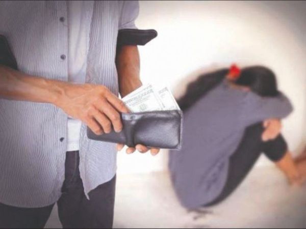 Joven denunció a su mamá de prostituirla y sacarle a su hija