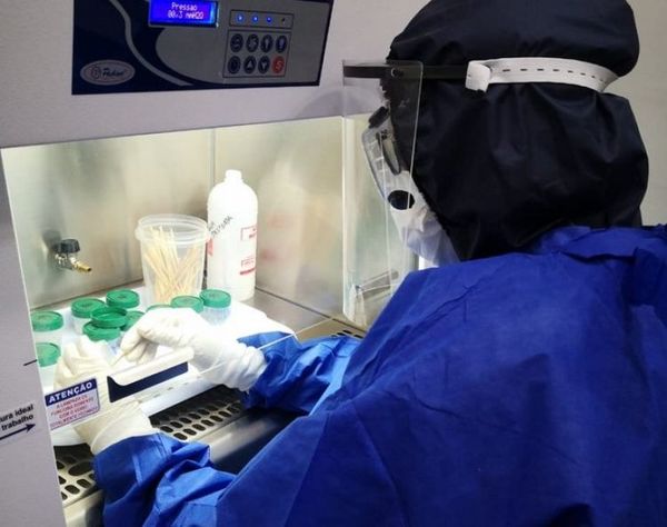 Técnicos del Laboratorio Central se contagiaron con Covid-19
