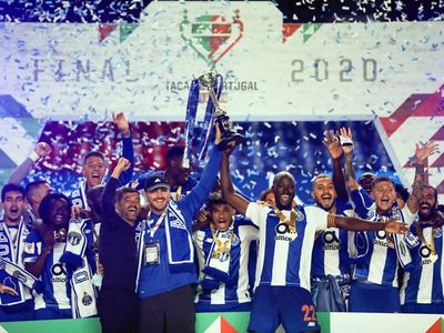 Porto logra también la Copa de Portugal, pese a jugar con 10 jugadores