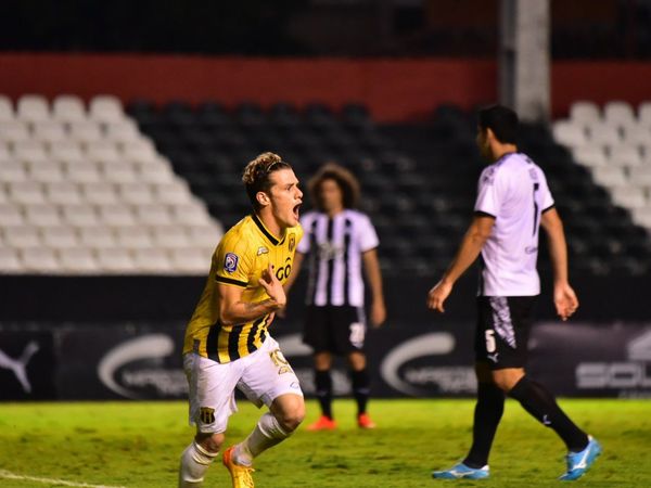 Guaraní golpea fuerte en el final a Libertad