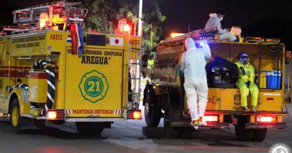 Tres bomberos van a cuarentena