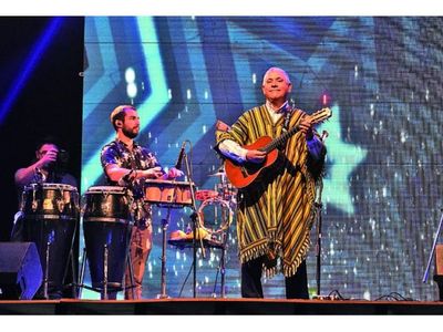 Autoteatro Show, con música y teatro en la Costanera