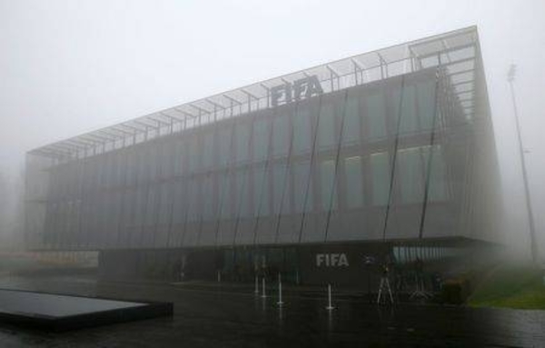 HOY / La FIFA se defiende: "No ha ocurrido nada delictivo ni por asomo"