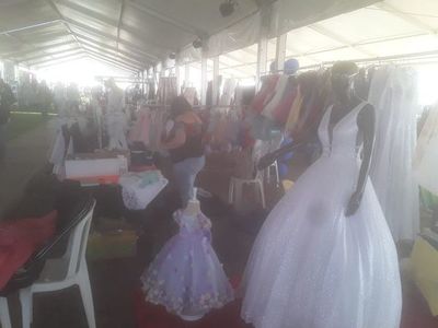 Organizadores de eventos hacen feria para demostrar que pueden cumplir con protocolos - Nacionales - ABC Color