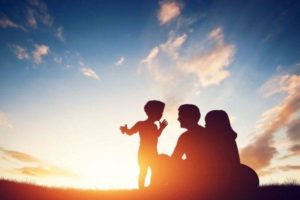 HOY / La importancia de la comunicación con los hijos: “Sepan con quiénes pasan el tiempo”