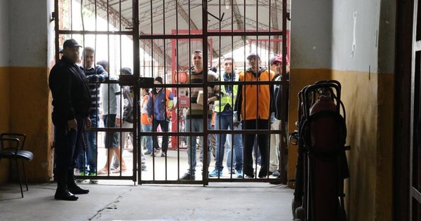 Guardiacárceles en cuarentena denuncian abandono del Ministerio de Justicia - ADN Paraguayo