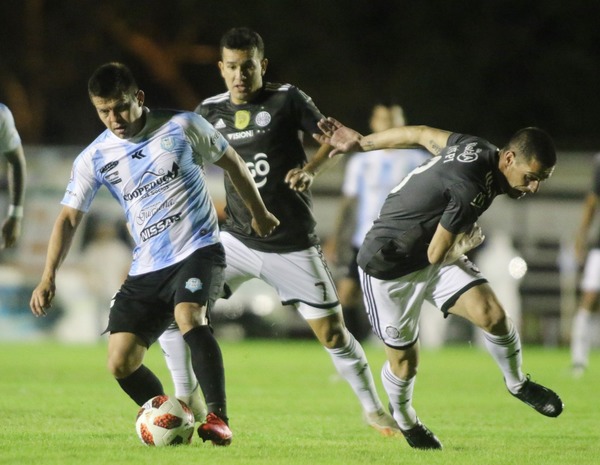 Complicado pero triunfo al fin del Decano en los parques del Guaira