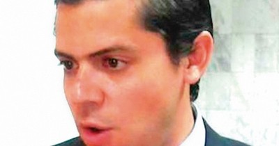 Con ayuda judicial, abogado quiere imponer su presencia en el proceso