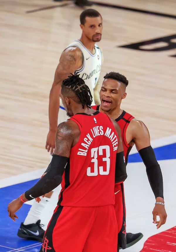 Rockets pueden con Bucks - Básquetbol - ABC Color
