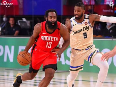Rockets pueden con Bucks