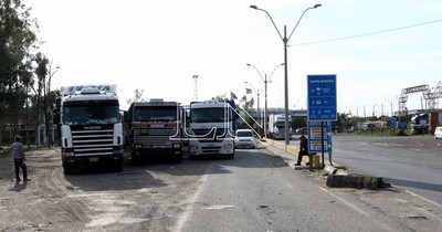 Camioneros varados en Falcón quieren cumplir cuarentena en sus casas