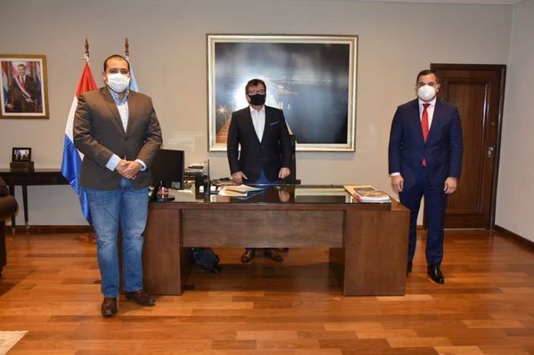 EBY promete ambulancia con soporte avanzado nueva para Hospital de Ayolas - Digital Misiones