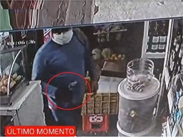 Violento asalto a minisúper de Fernando de la Mora